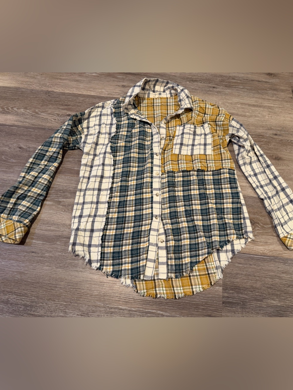 Hem & Thread Colorblock Plaid Button-Down Shirt in Navy, Mustard & Cream